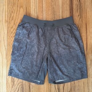 Lulu lemon men’s medium active shirts. Practically new, never worn.